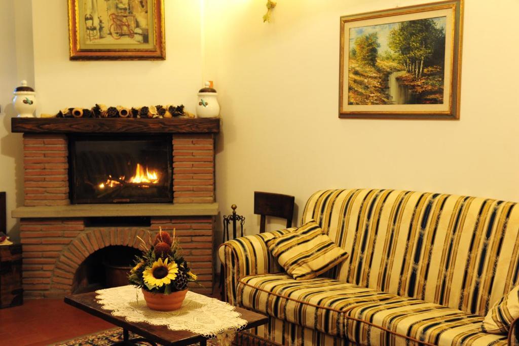 Agriturismo Il Sasso Anghiari Pokoj fotografie